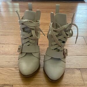 Stylish Cream Women's Boots